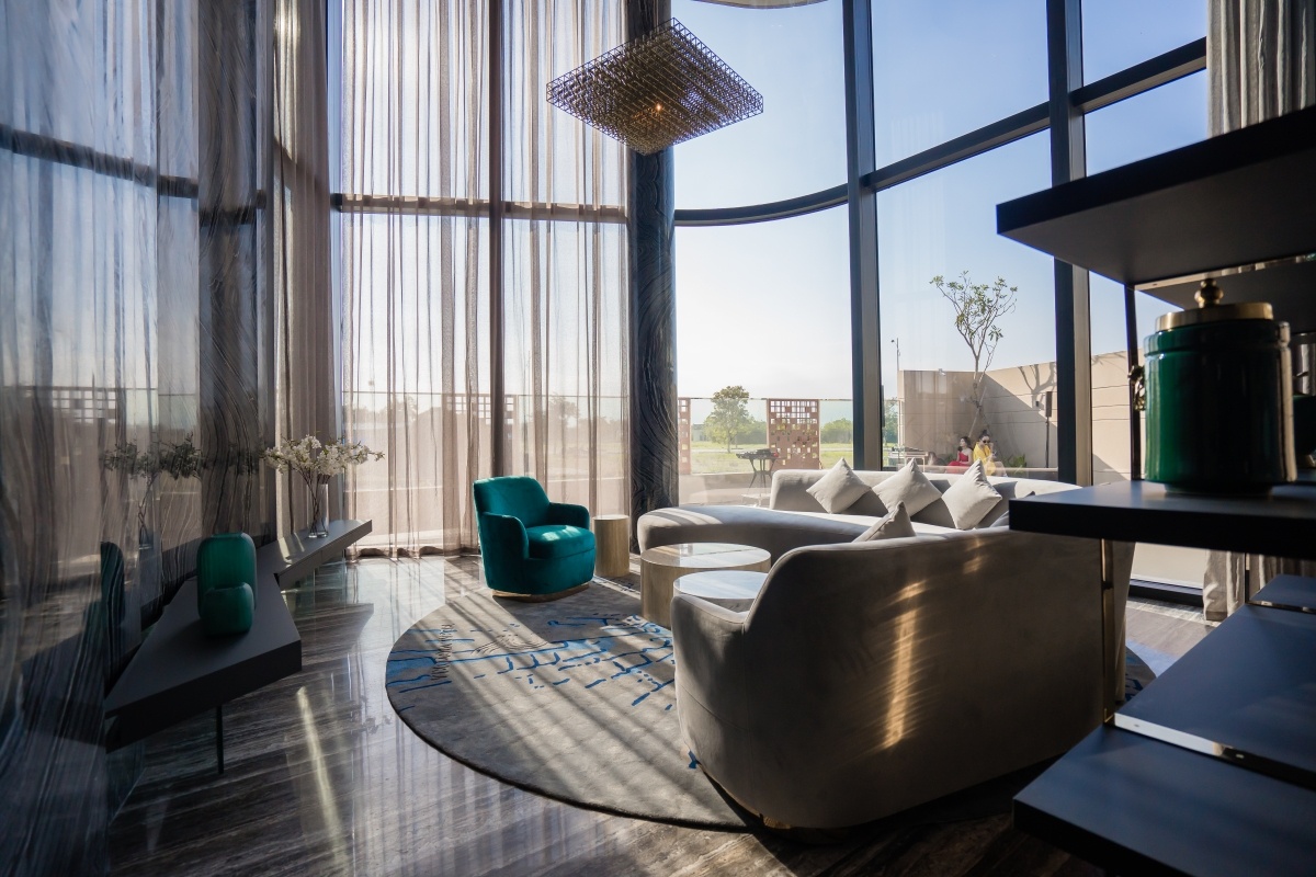 Regal Victoria,  Dat Xanh Mien Trung anh 3