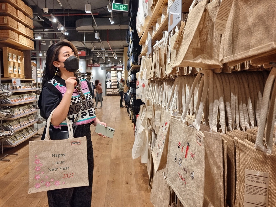 mua sam Tet anh 2
