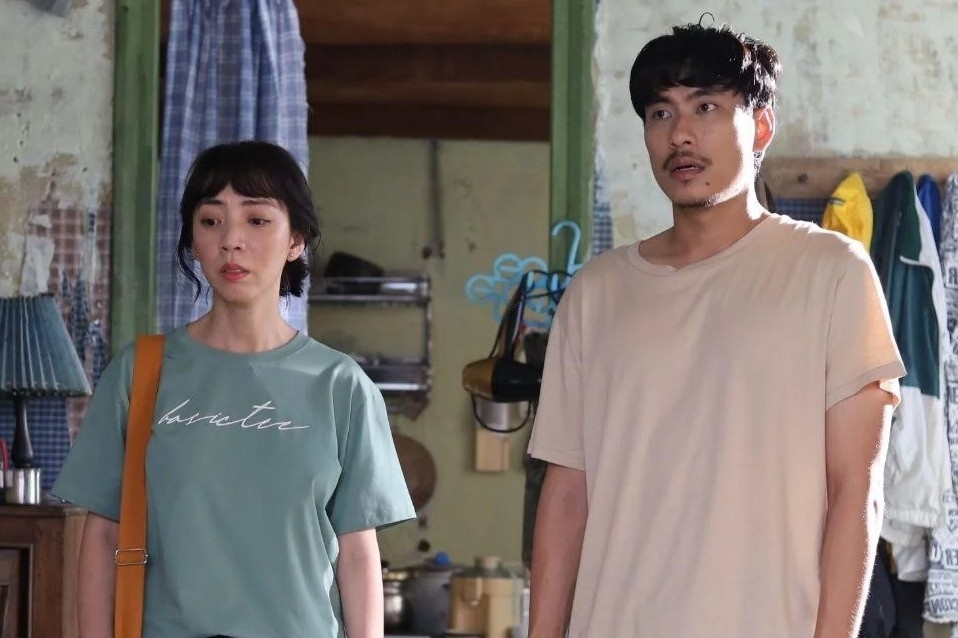 Kieu Minh Tuan - Thu Trang tai ngo trong 'Chia khoa tram ty' hinh anh