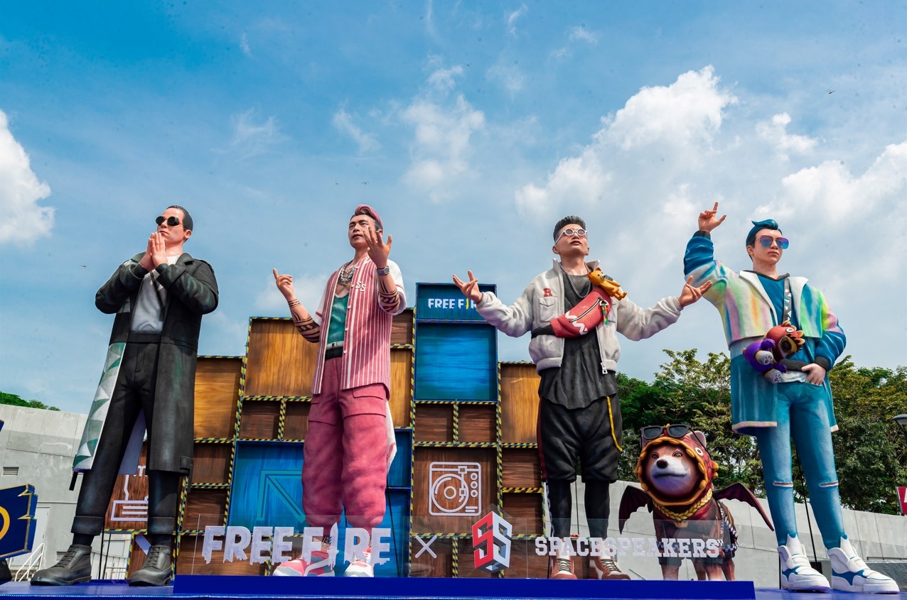 Check-in cung tuong SpaceSpeakers dip Tet nay hinh anh