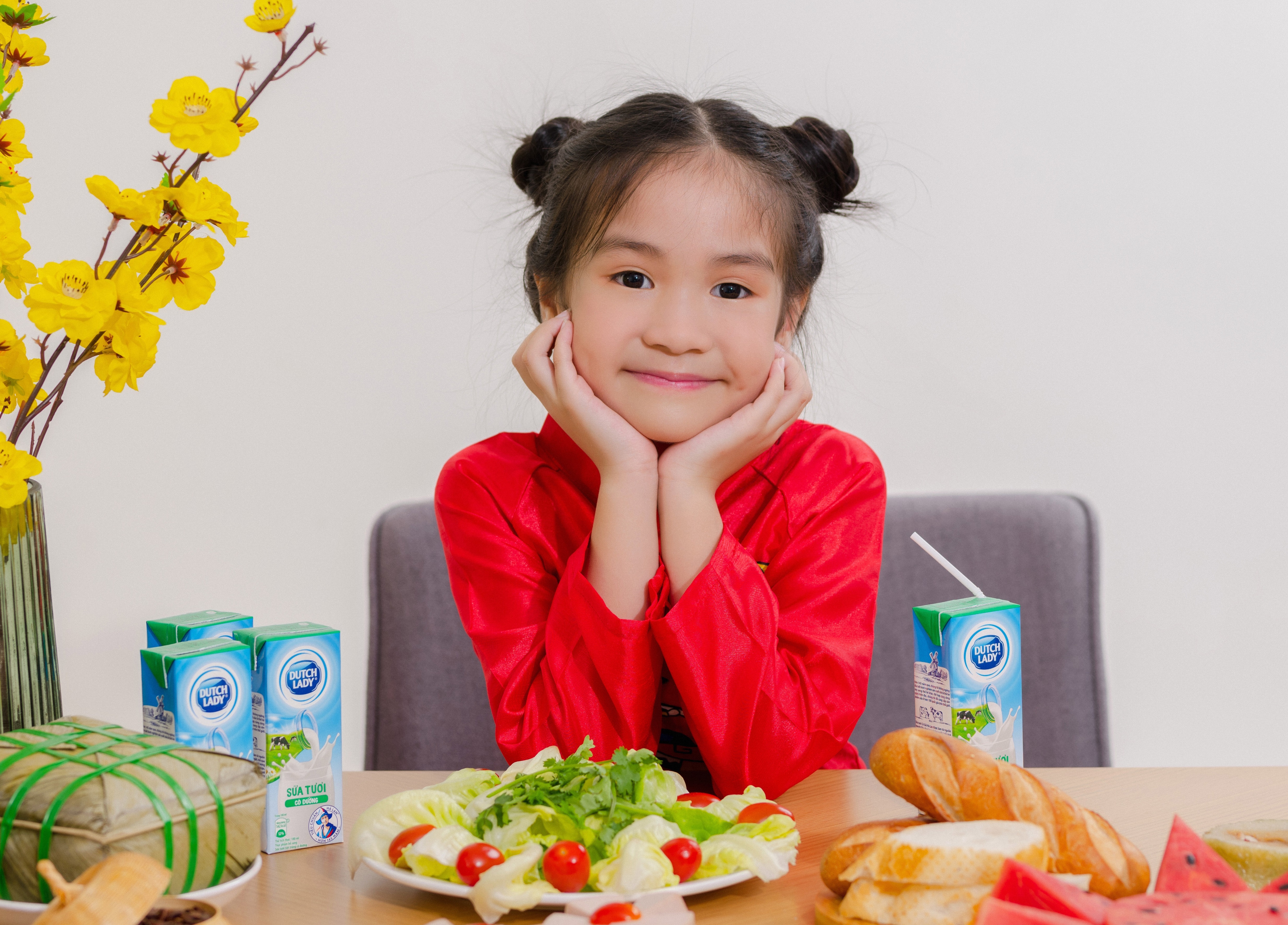 Tre vung vang vuot thu thach de ngay Tet them xuan hinh anh