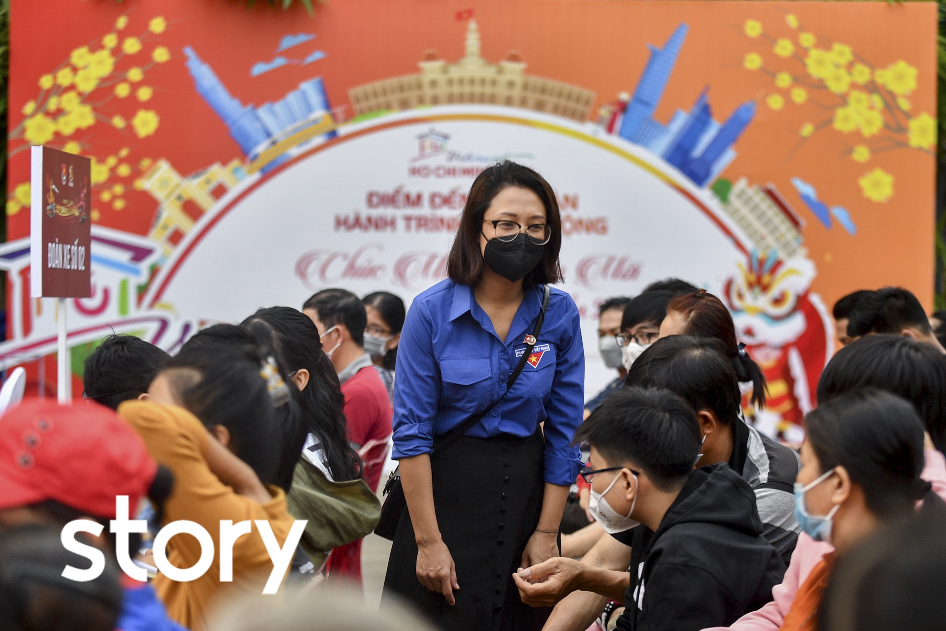 Mot ngay ho tro nguoi lao dong don 'Tet chung mot nha' hinh anh