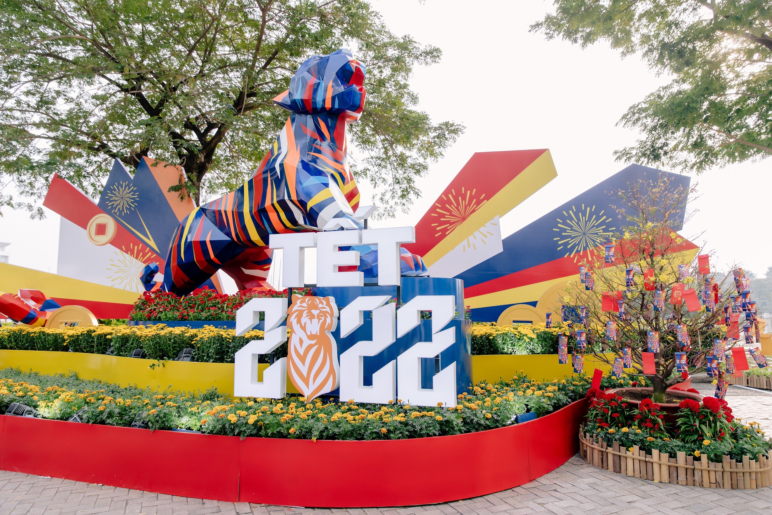 Le hoi hoa xuan Phu My Hung anh 4