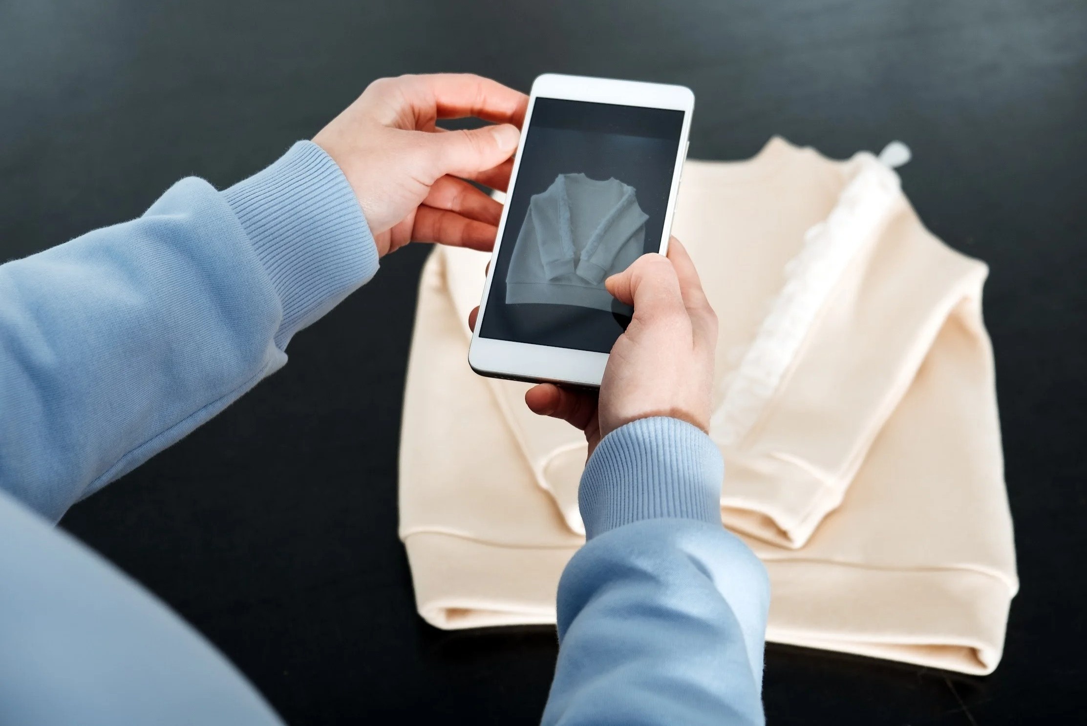 Recommerce - cach mua sam, san sale cua nguoi dung hien dai hinh anh