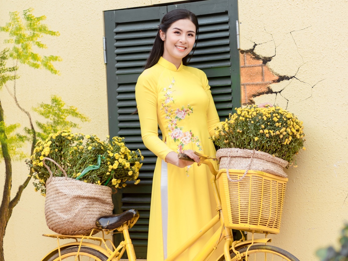'Bo suu tap' ao dai tai Home Hanoi Xuan 2022 hinh anh