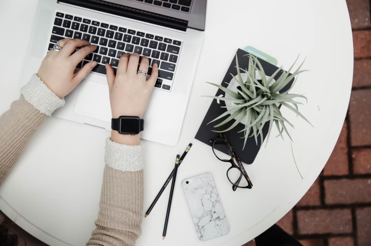 Nhieu nguoi tre chon can bang suc khoe hon viec lam luong cao hinh anh