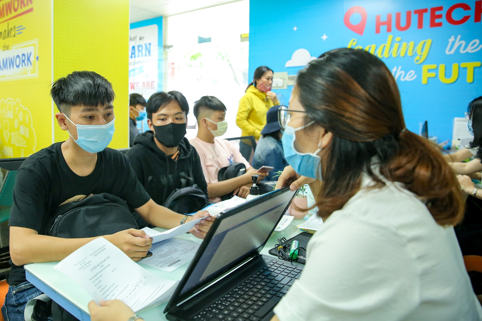 Hutech,  xét tuyển học bạ ảnh 1 Hutech,  xet tuyen hoc ba anh 1