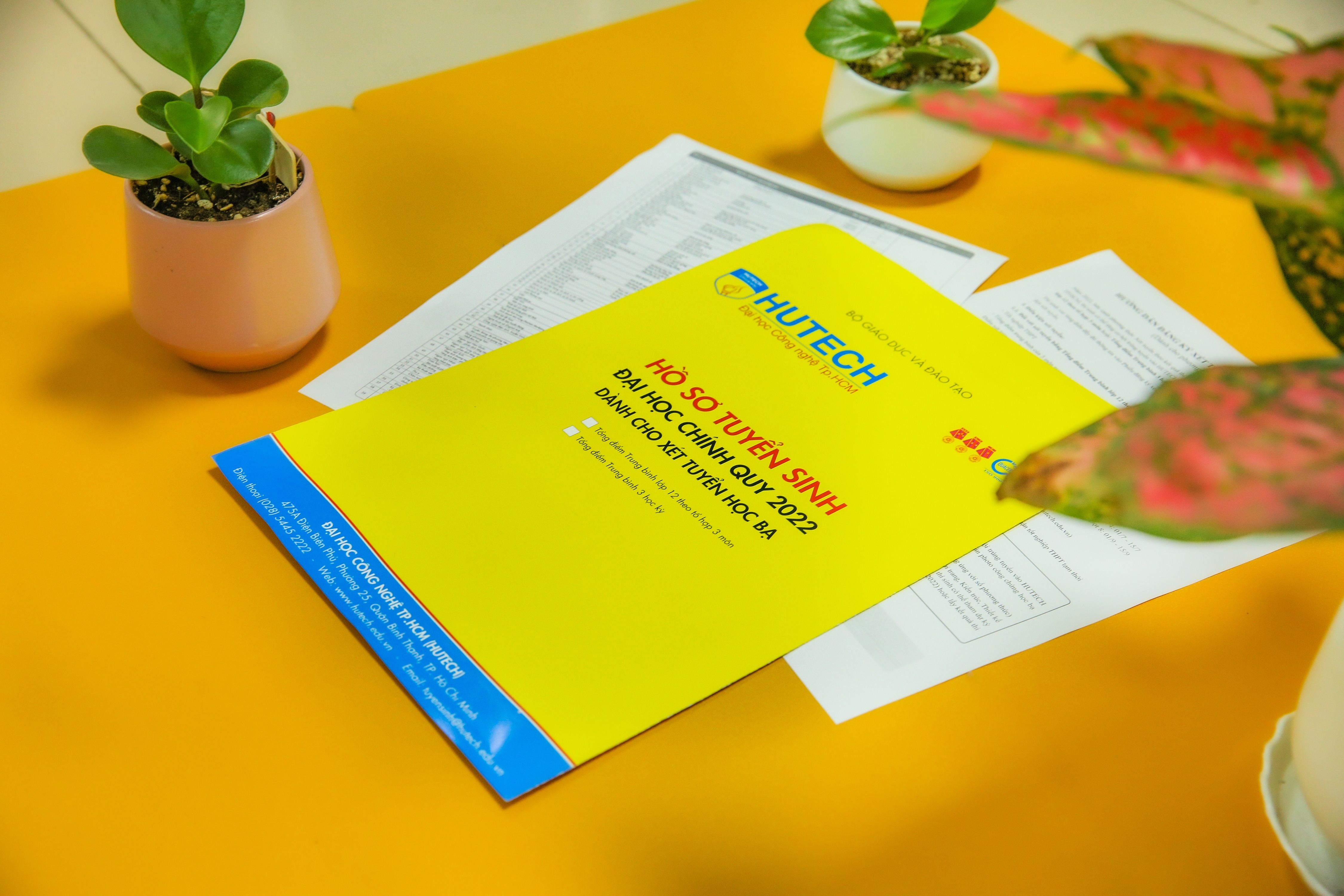 Hutech,  xét tuyển học bạ ảnh 2 Hutech,  xet tuyen hoc ba anh 2