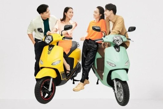 VinFast ra mat xe may dien Vento hinh anh