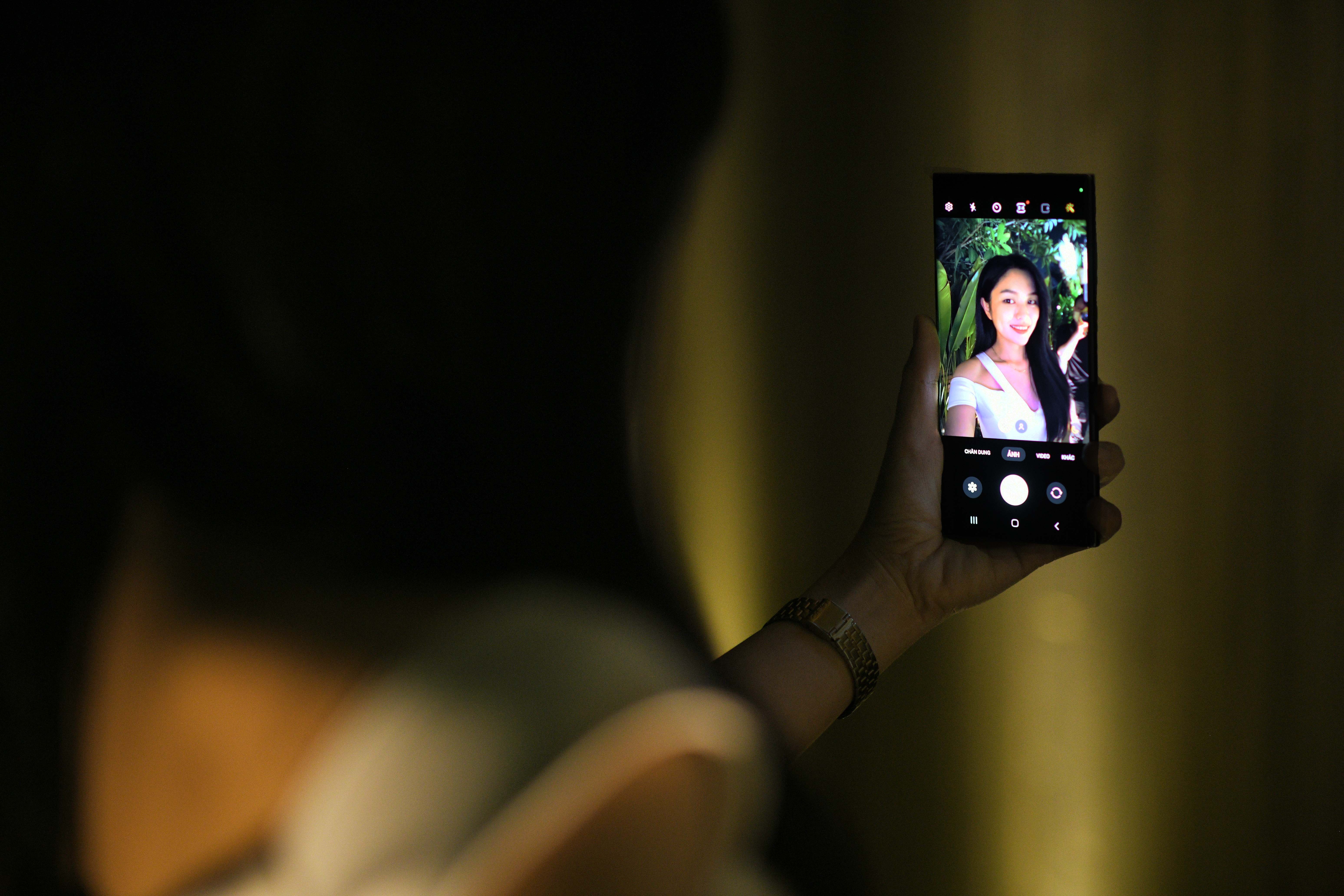 S22 Ultra chup dem anh 26