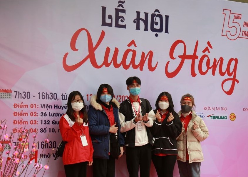 Le hoi Xuan hong,  Zalo anh 6