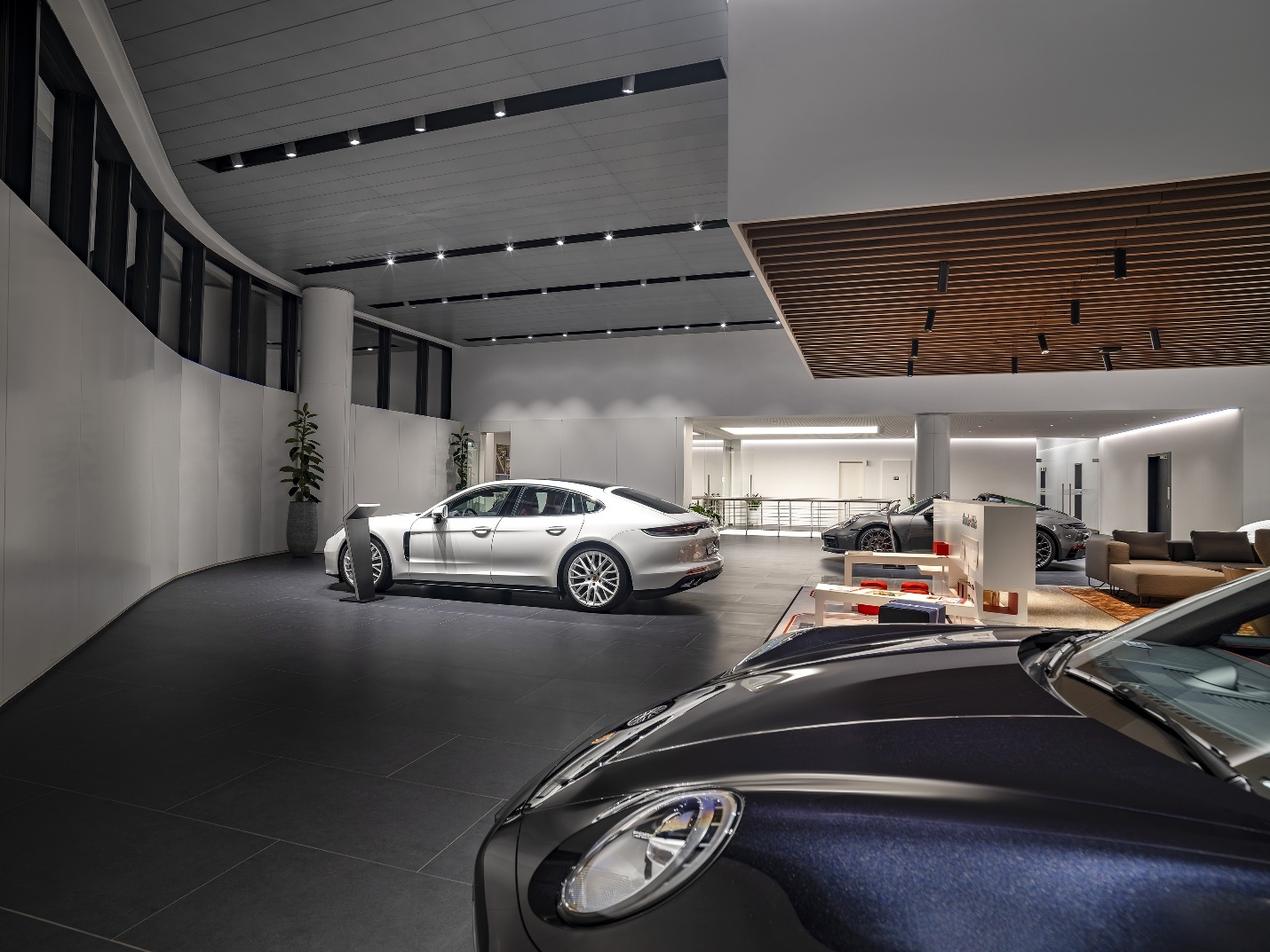 Trung tam Porsche Sai Gon,  Porsche anh 4