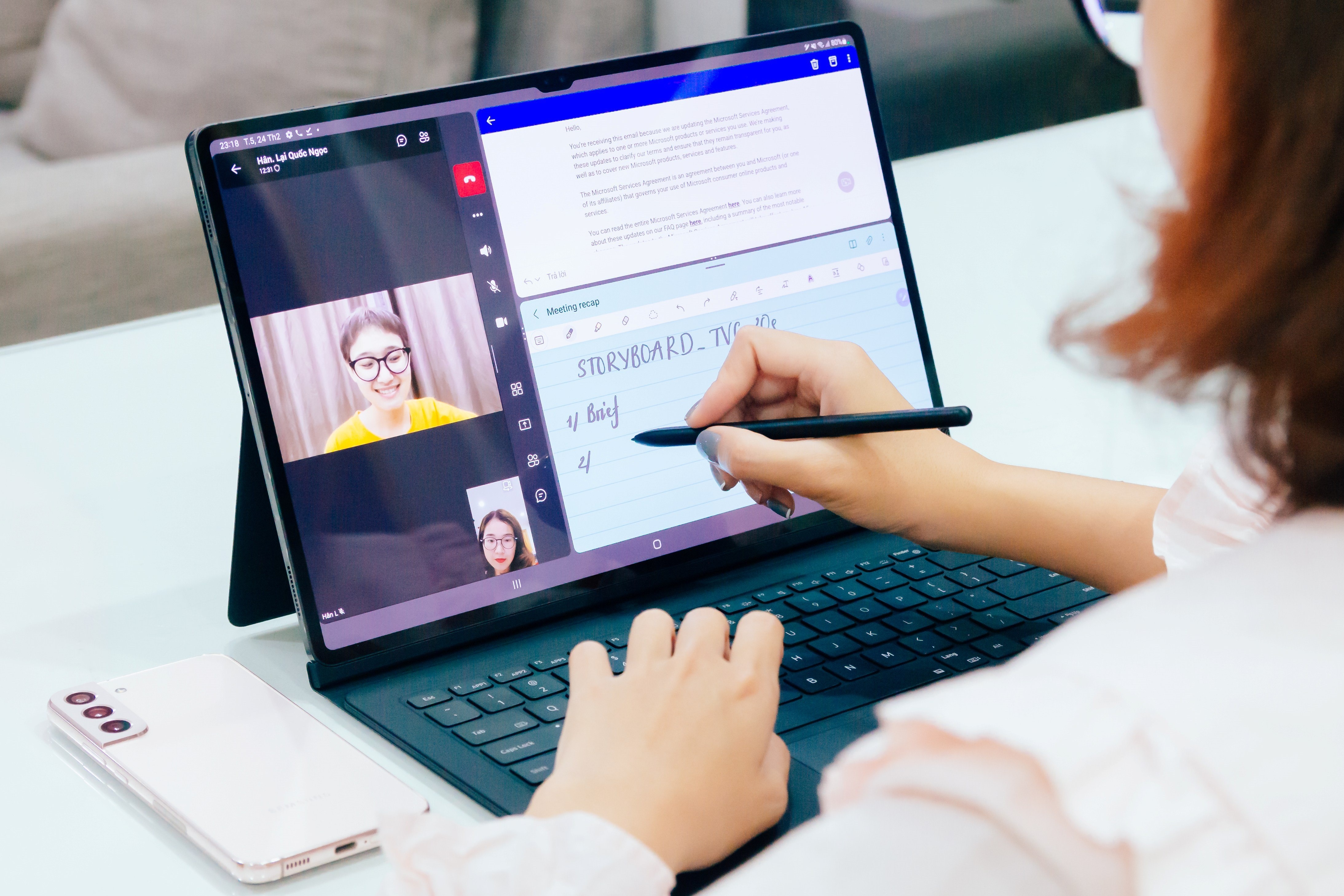 Mot tuan dung Galaxy Tab S8 Ultra thay laptop hinh anh