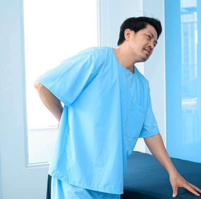 tri lieu than kinh cot song anh 1