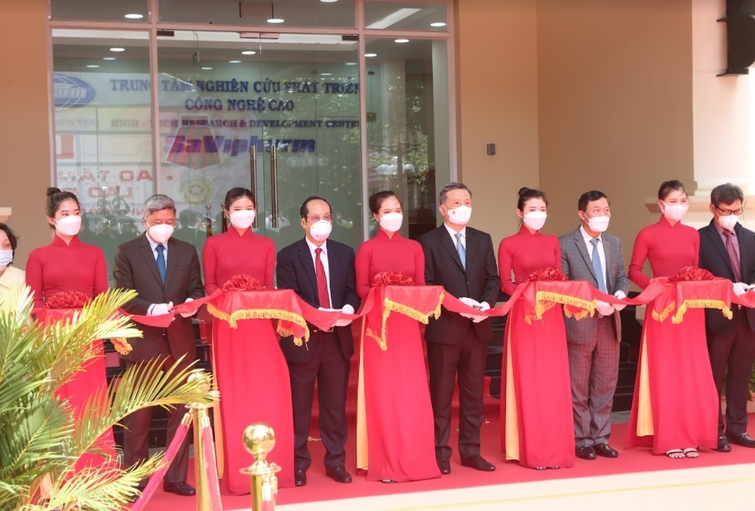 cong ty duoc,  suc khoe anh 3