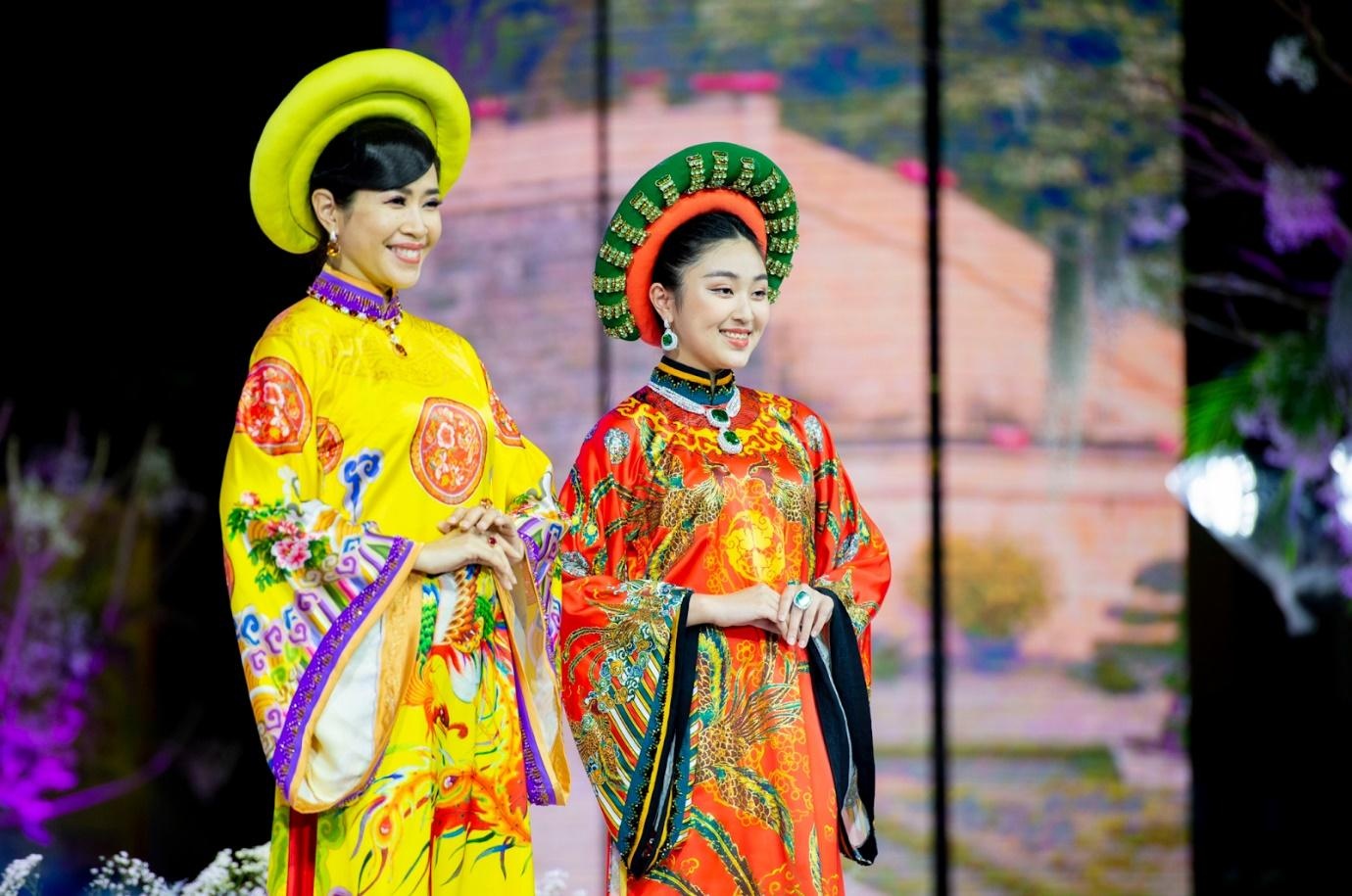 thời trang,  tôn vinh bản sắc Việt ảnh 5 thoi trang,  ton vinh ban sac Viet anh 5