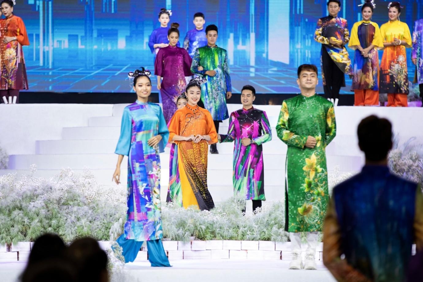 thời trang,  tôn vinh bản sắc Việt ảnh 7 thoi trang,  ton vinh ban sac Viet anh 7