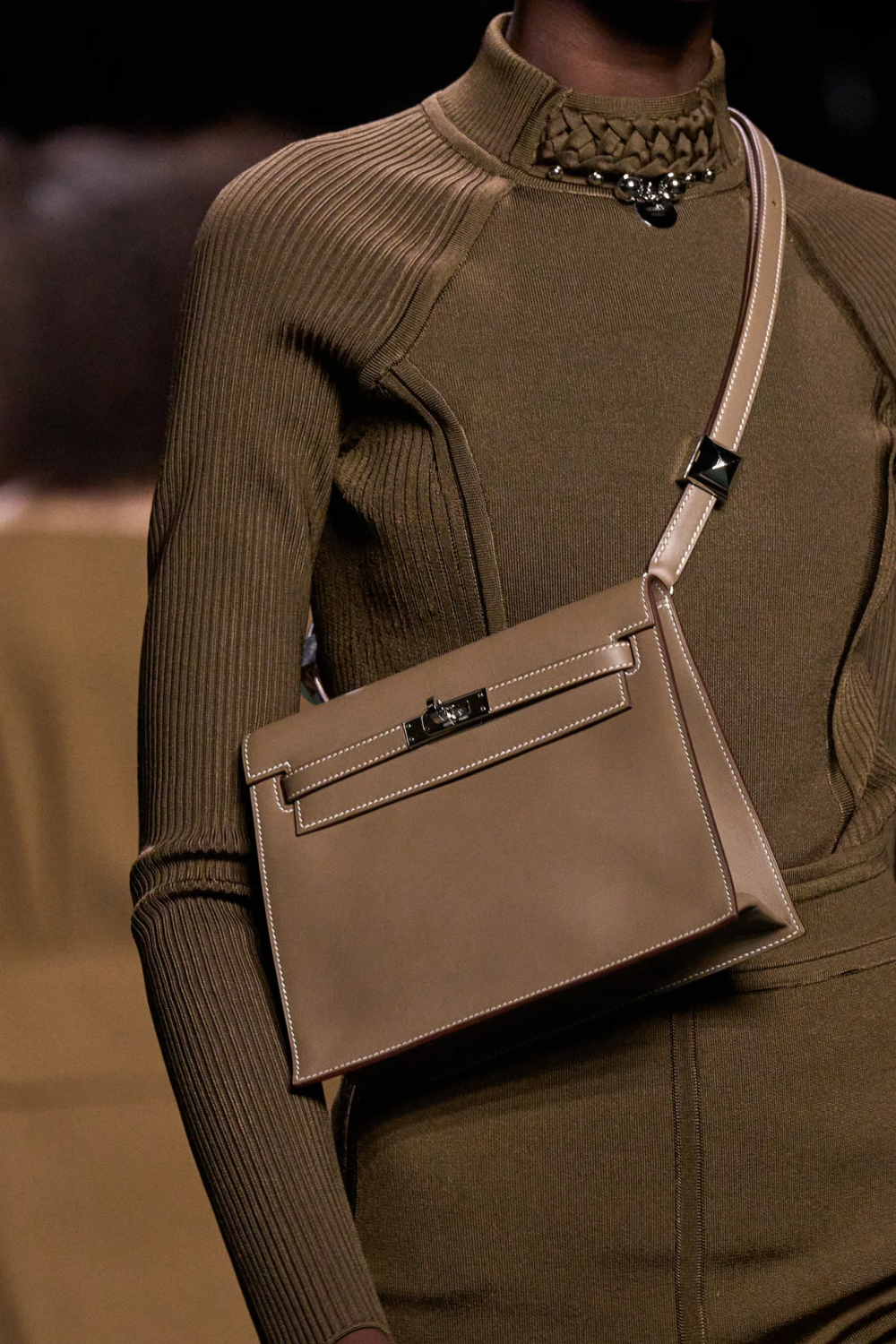 Hermès Thu Đông 2022,  thời trang hàng hiệu ảnh 8 Hermes Thu Dong 2022,  thoi trang hang hieu anh 8