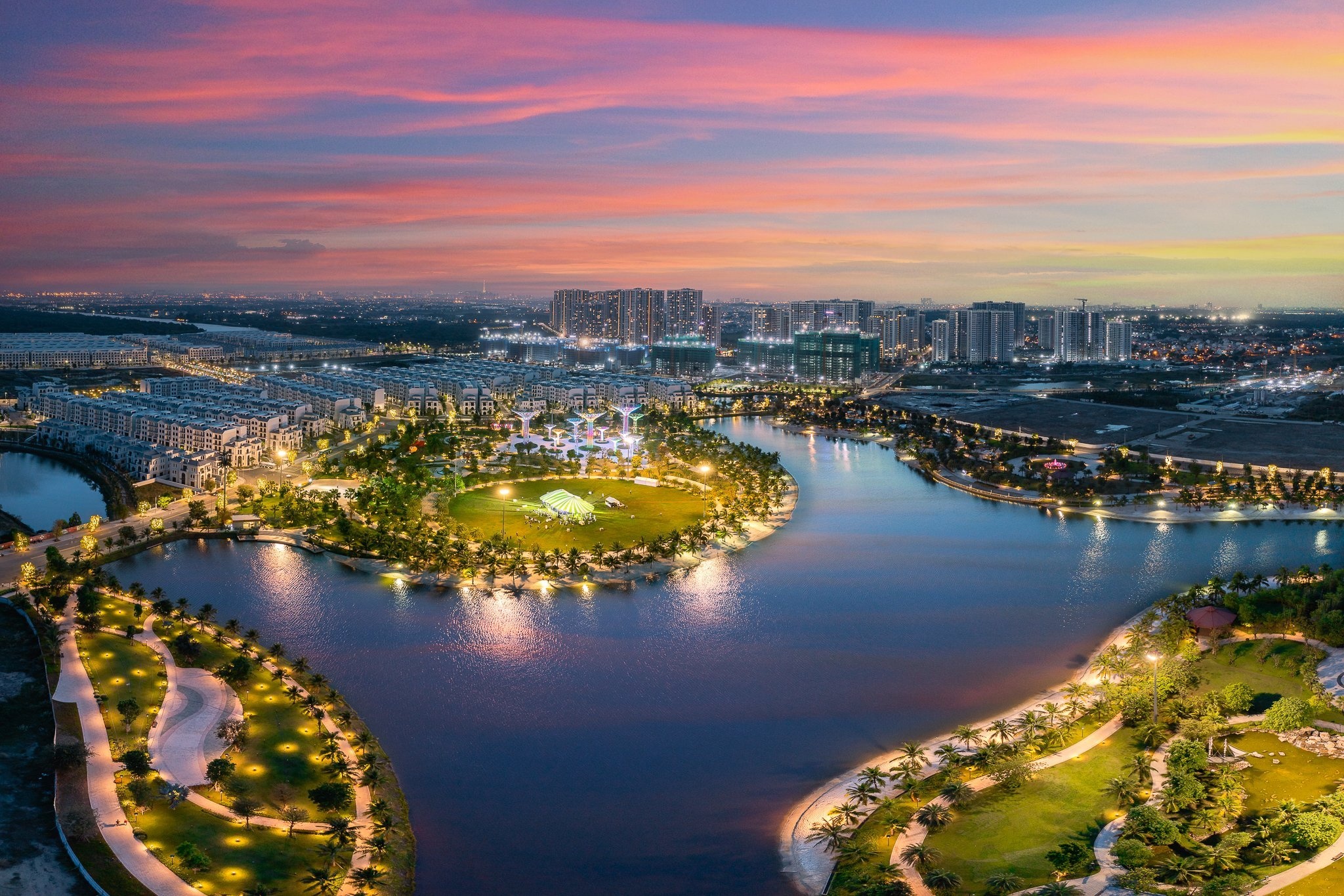 BDS hang sang va cach gioi thuong luu xoay chuyen dong tien dau tu hinh anh