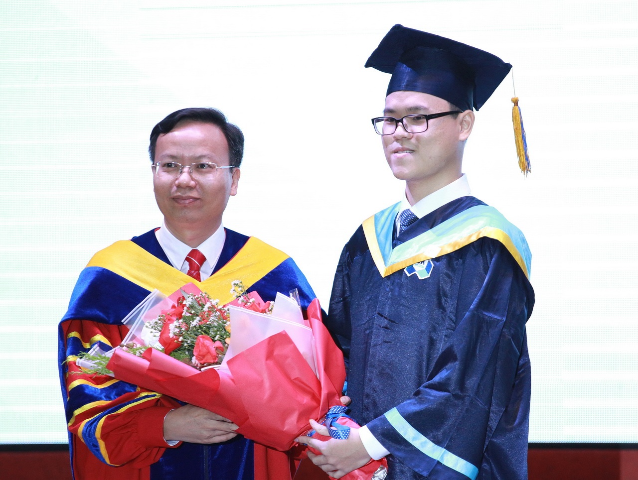 Truong DH Bach khoa (DHBK) - DH Quoc gia TP.HCM anh 2