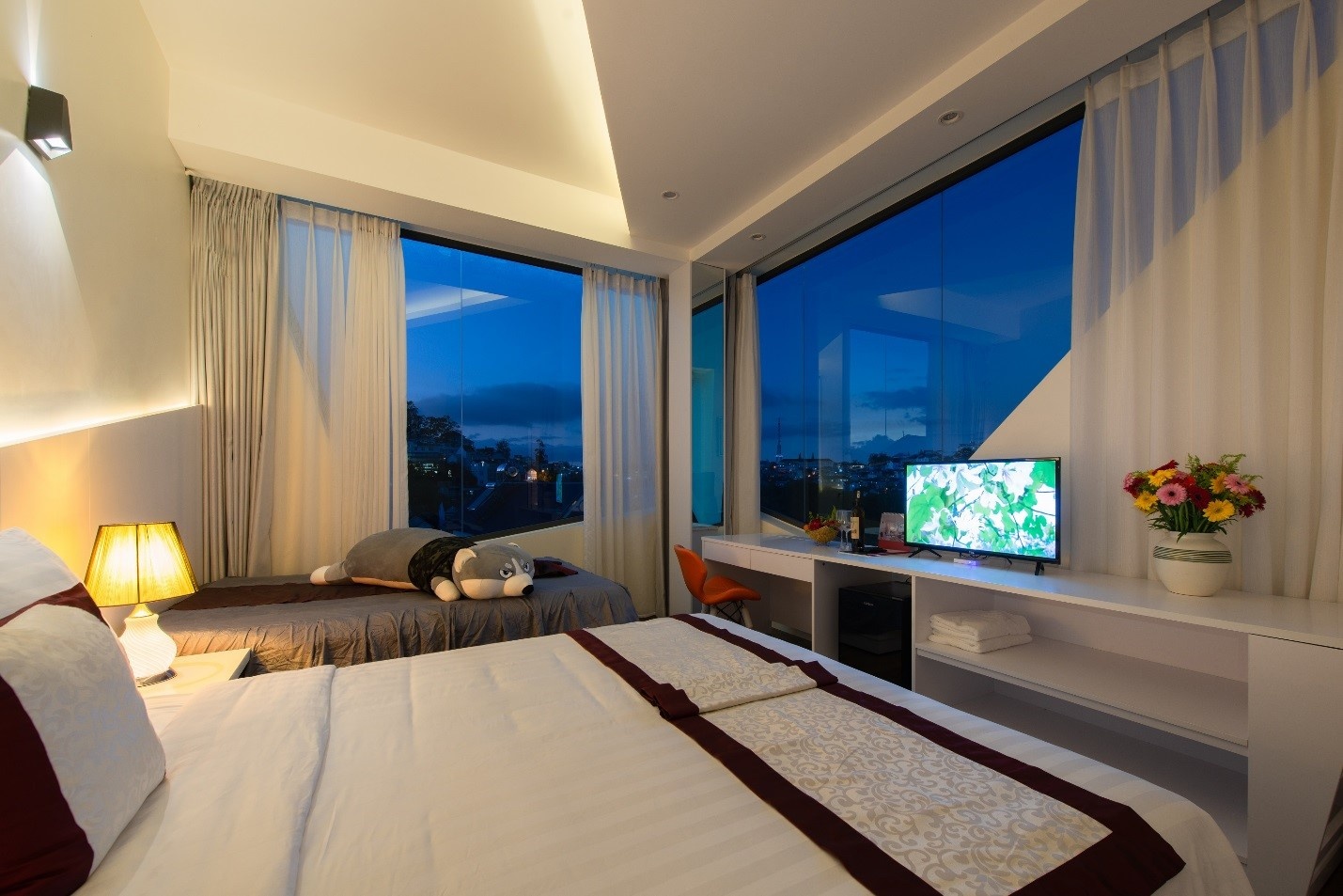 Redpine Condotel anh 2