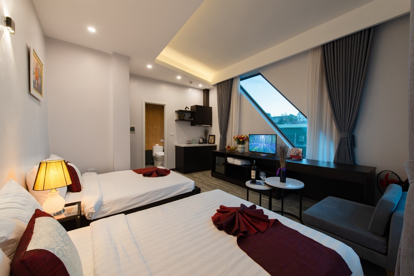 Redpine Condotel anh 6