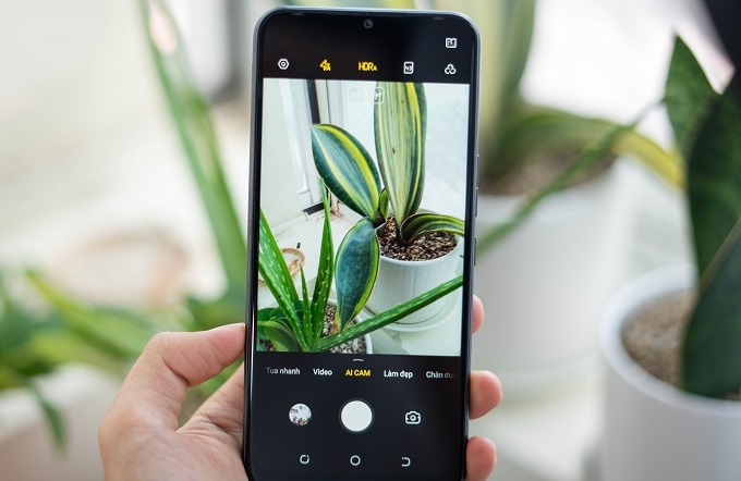 Tecno Spark 7 gia con 2,49 trieu dong tai FPT Shop hinh anh