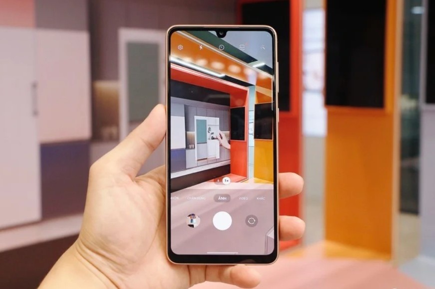 Nhan uu dai den 4 trieu dong khi dat truoc Galaxy A53 5G tai FPT Shop hinh anh