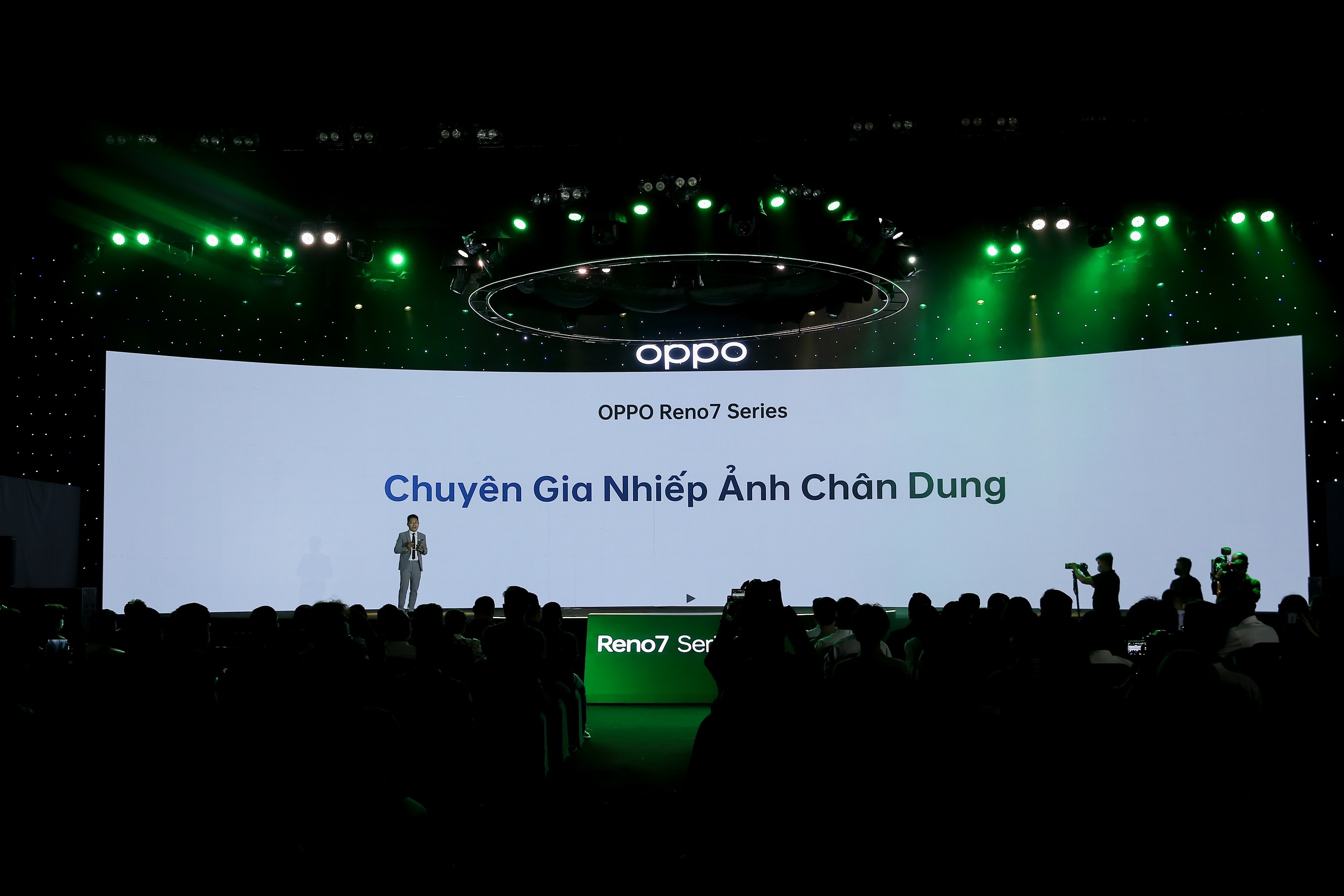 Oppo anh 1