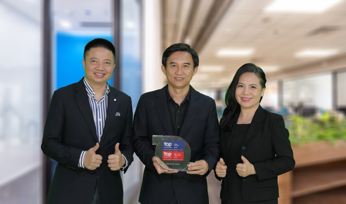Saint-Gobain Viet Nam nhan giai nha tuyen dung hang dau the gioi hinh anh