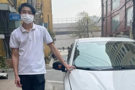 Nu hanh khach nhan lai 40 trieu dong tu tai xe beCar hinh anh