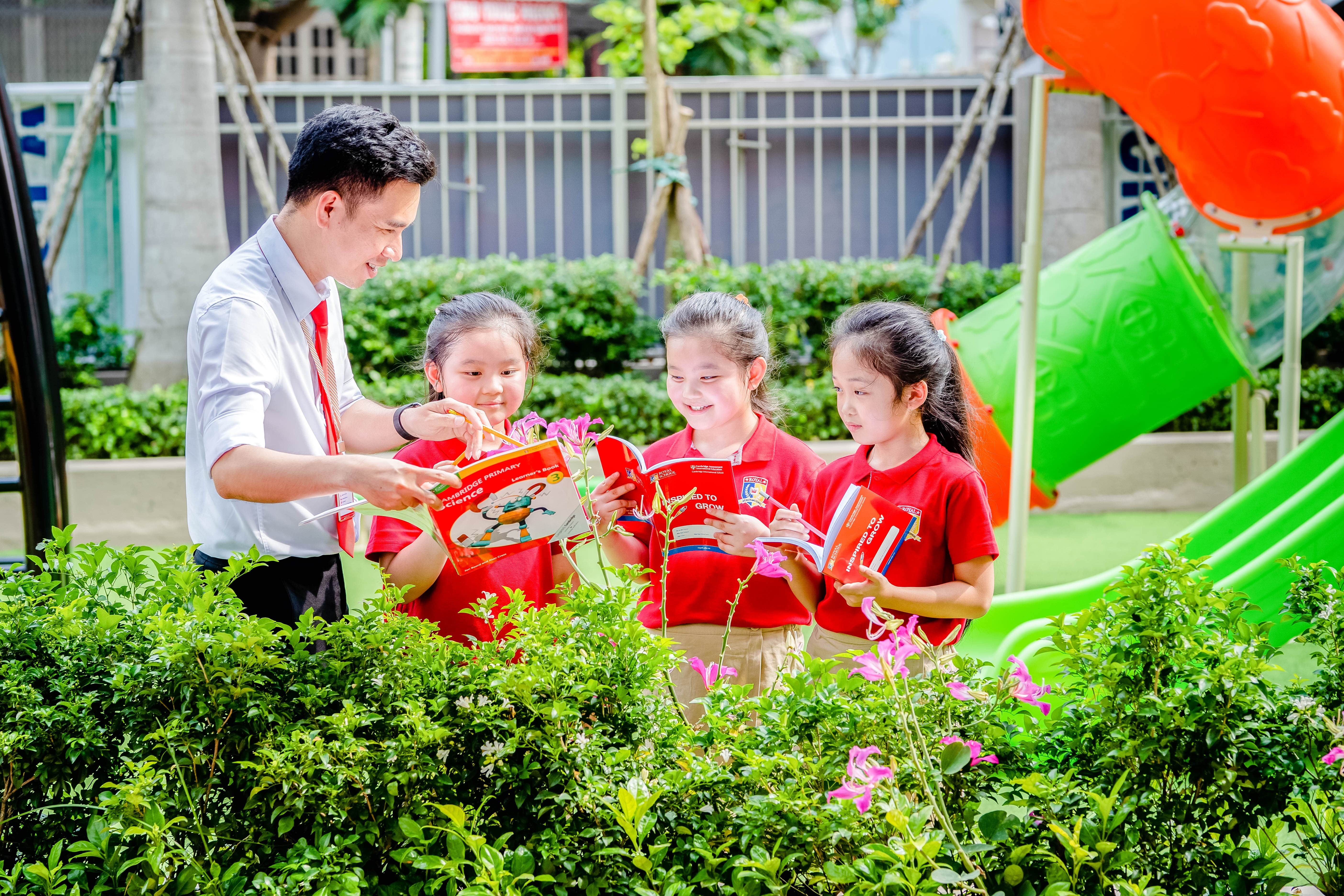 Royal School tuyển sinh ảnh 4 Royal School tuyen sinh anh 4