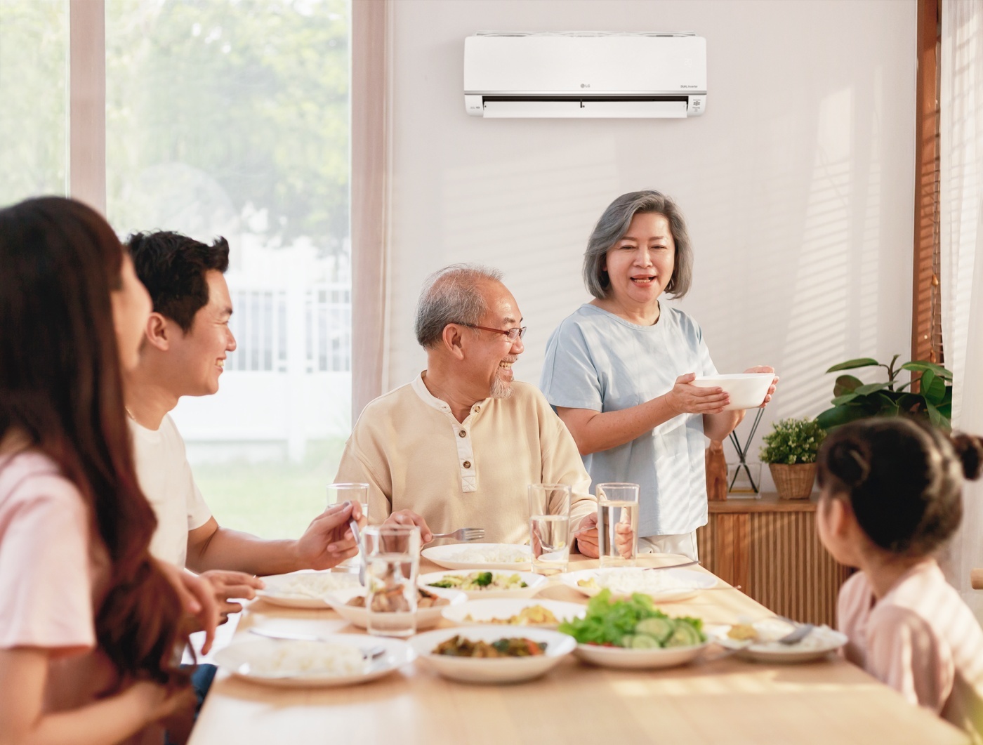 may loc khong khi LG PuriCare 360 do,  dieu hoa loc khi LG DualCool anh 3