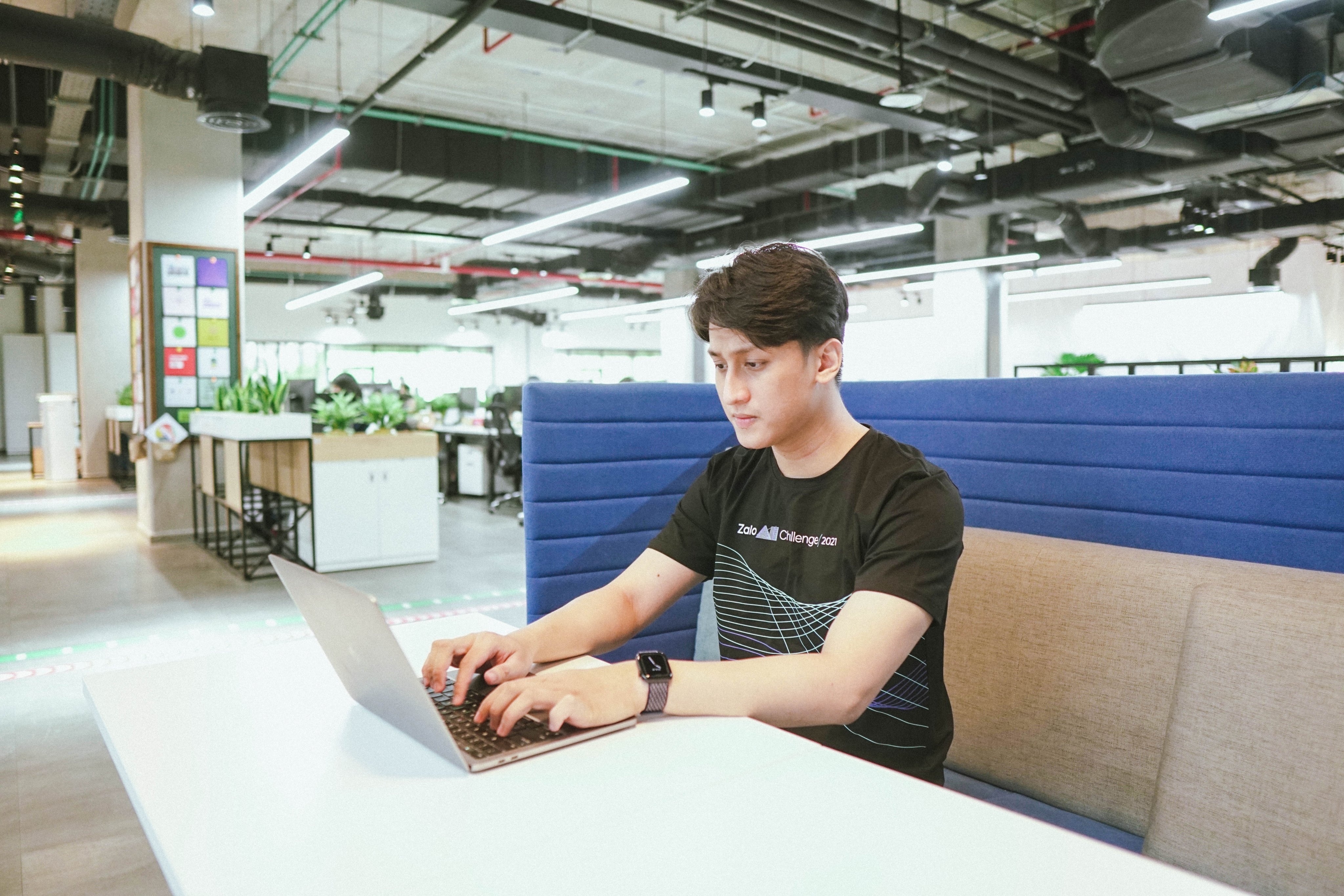 thuc tap sinh cong nghe,  Zalo anh 1