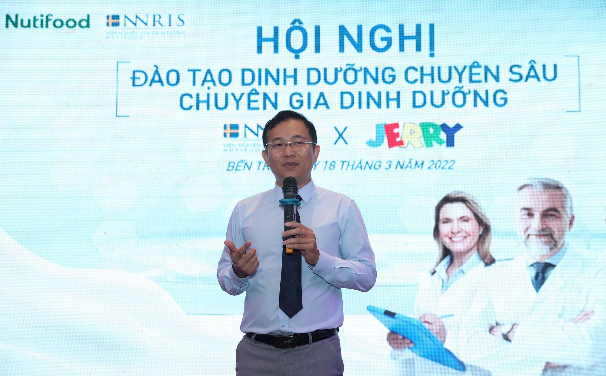 Nutifood,  chuyen gia Nutifood dao tao dinh duong anh 7