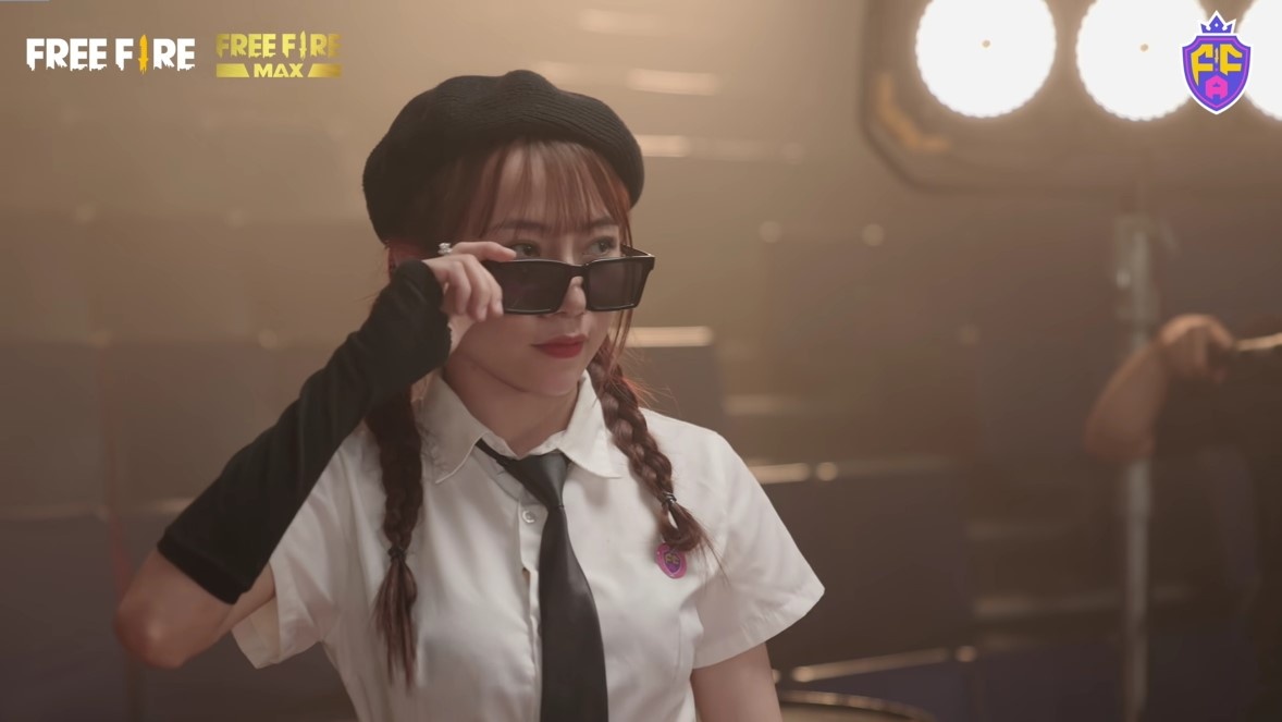 Nu vuong dai chien anh 1