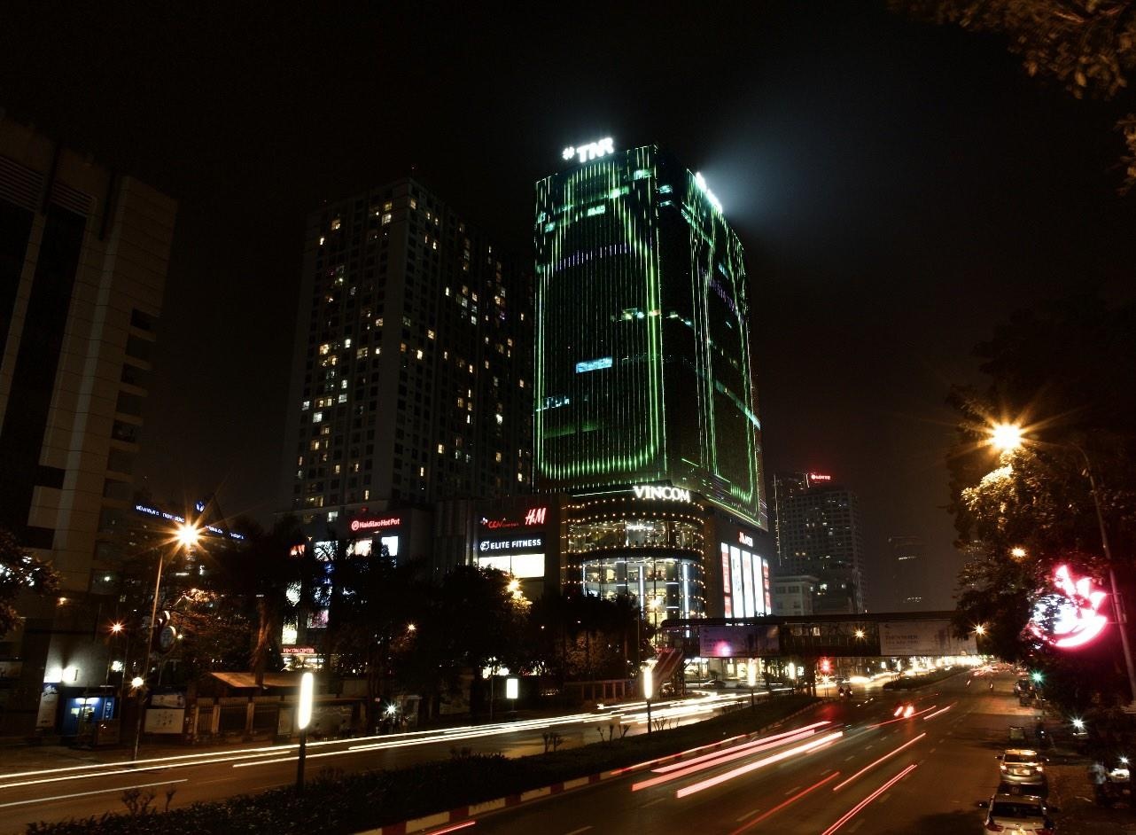 Bia Saigon Special,  chai bia khổng lồ ảnh 1 Bia Saigon Special,  chai bia khong lo anh 1