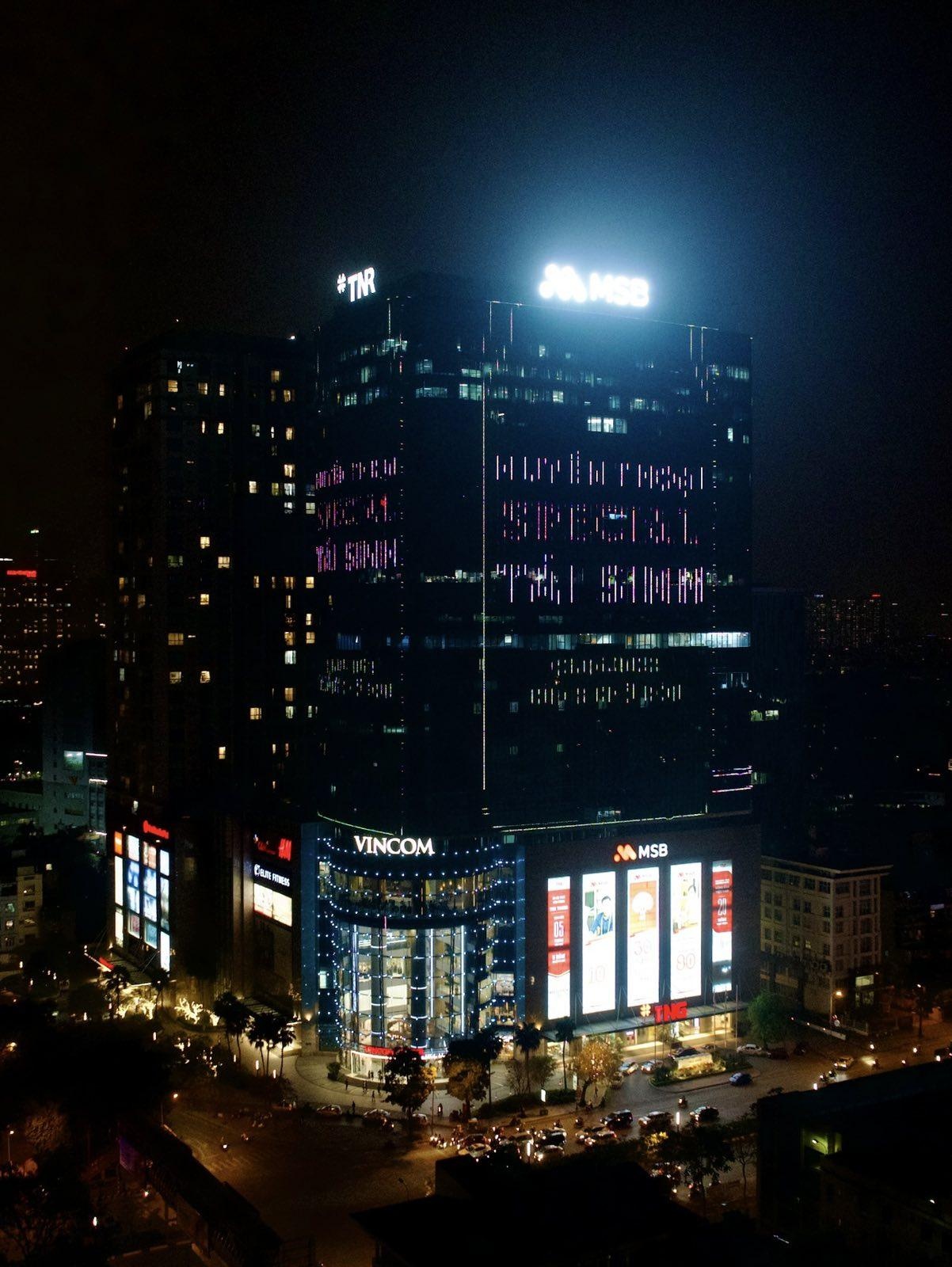 Bia Saigon Special,  chai bia khổng lồ ảnh 3 Bia Saigon Special,  chai bia khong lo anh 3