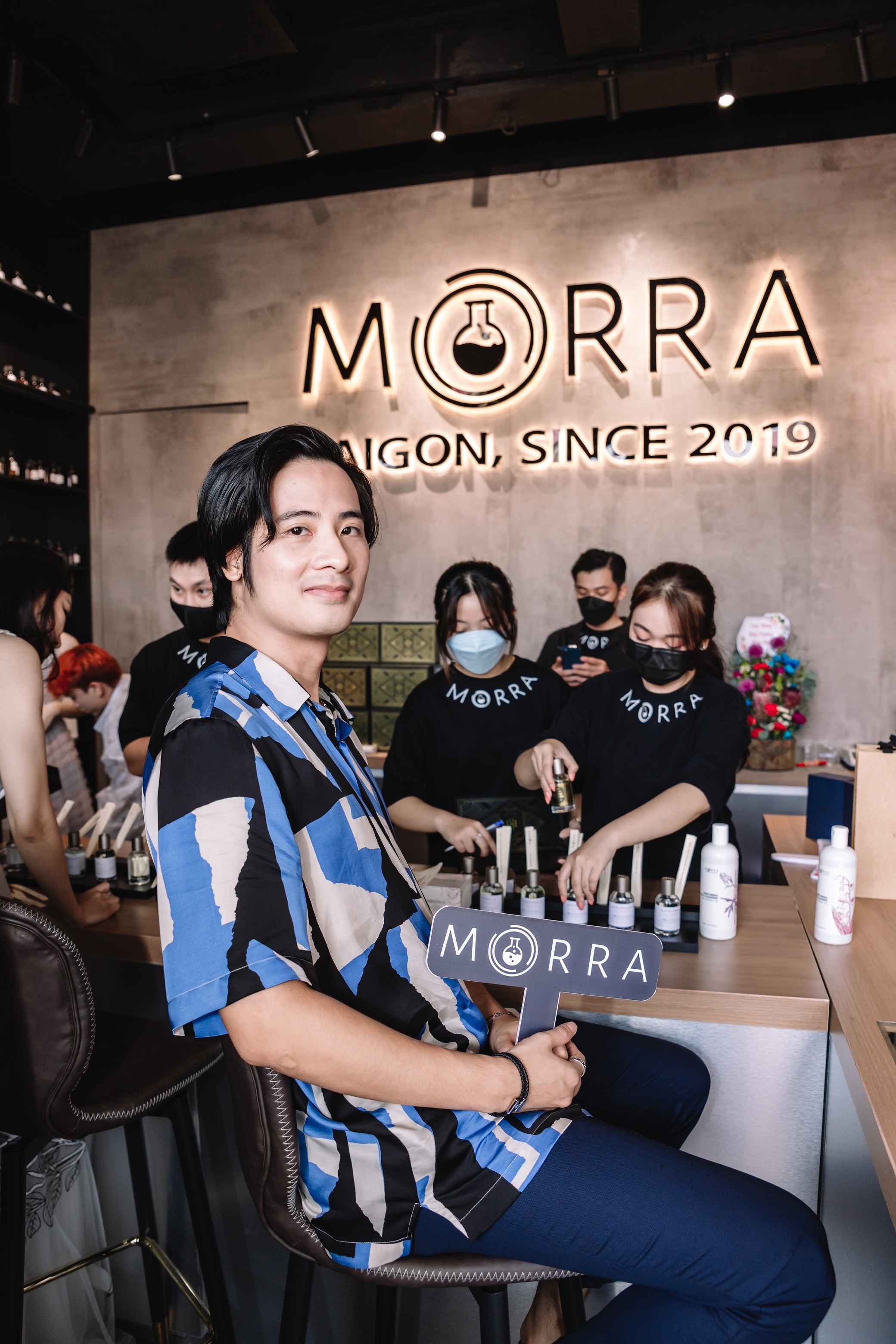 khai truong,  nuoc hoa anh 11