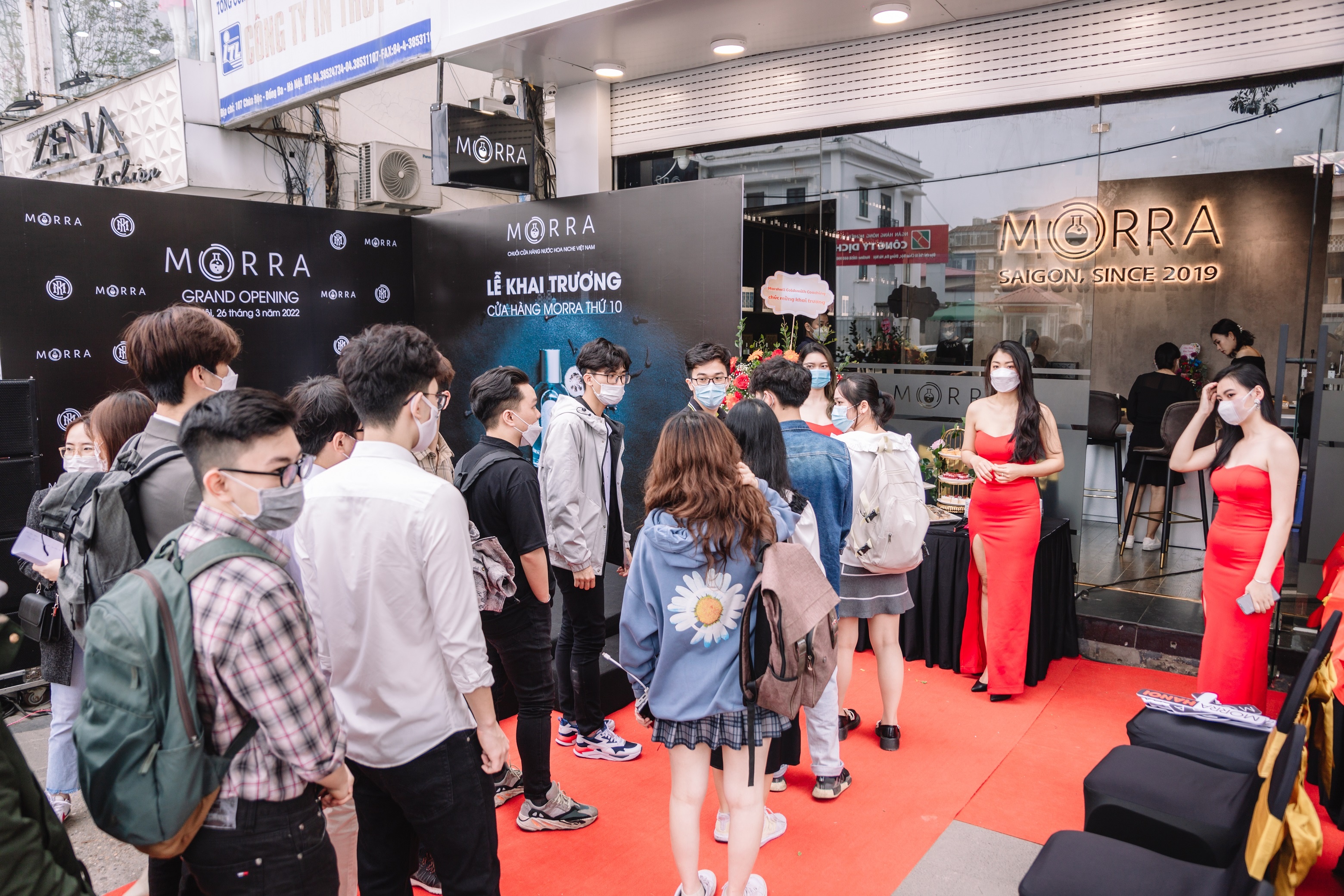 khai truong,  nuoc hoa anh 2