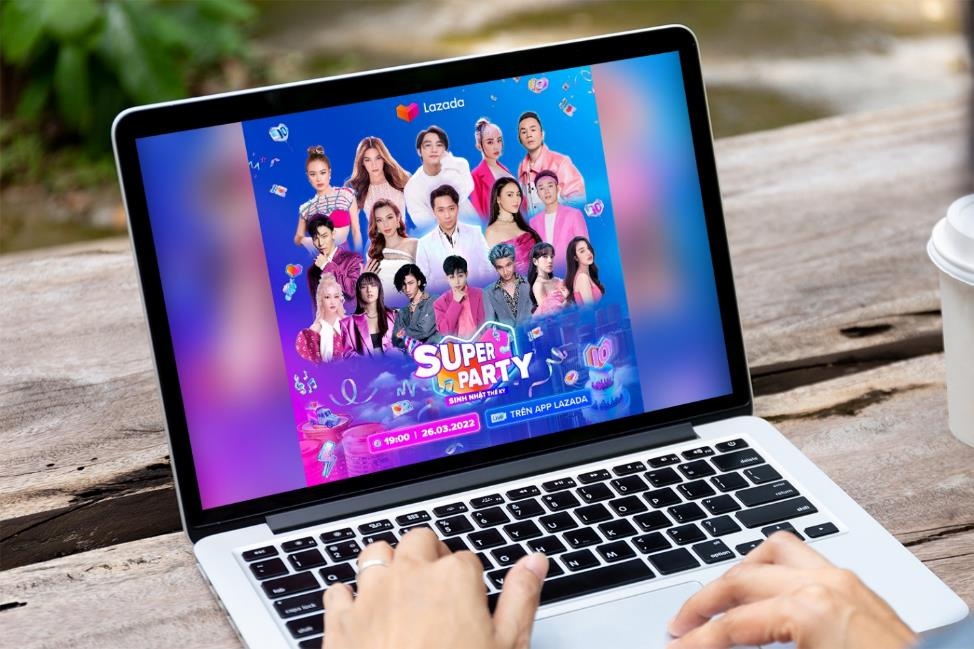 Lazada,  Lazada 10 tuoi anh 11