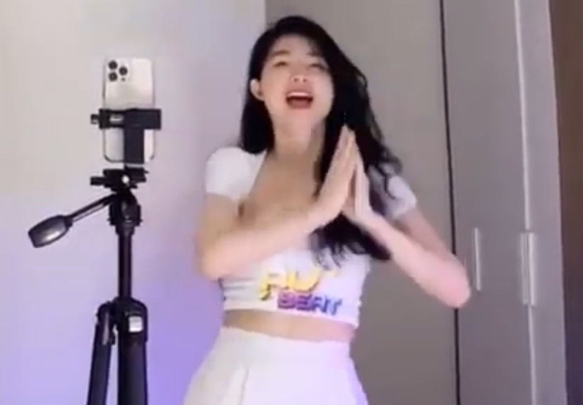 Co hoi nhan 15 trieu dong voi thu thach 'AU Beat - cham la me' hinh anh