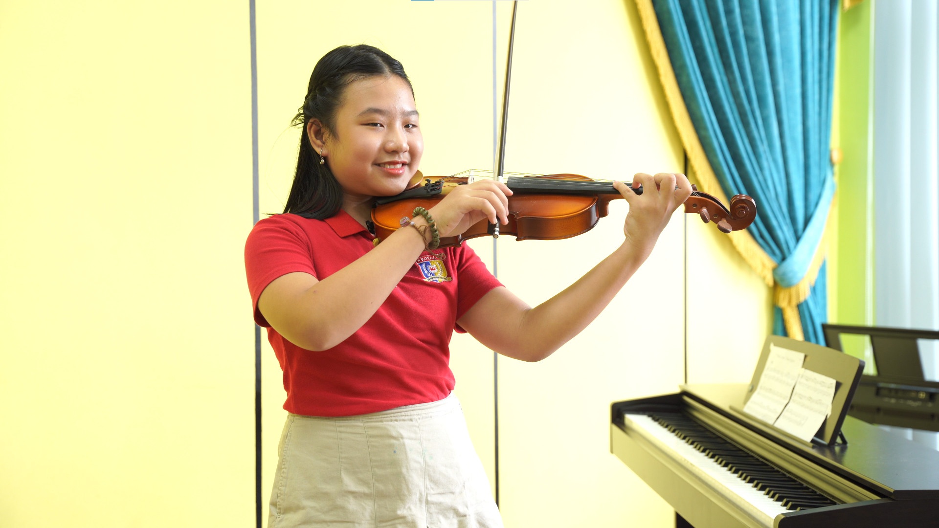 hoc tieng Anh,  song ngu anh 4