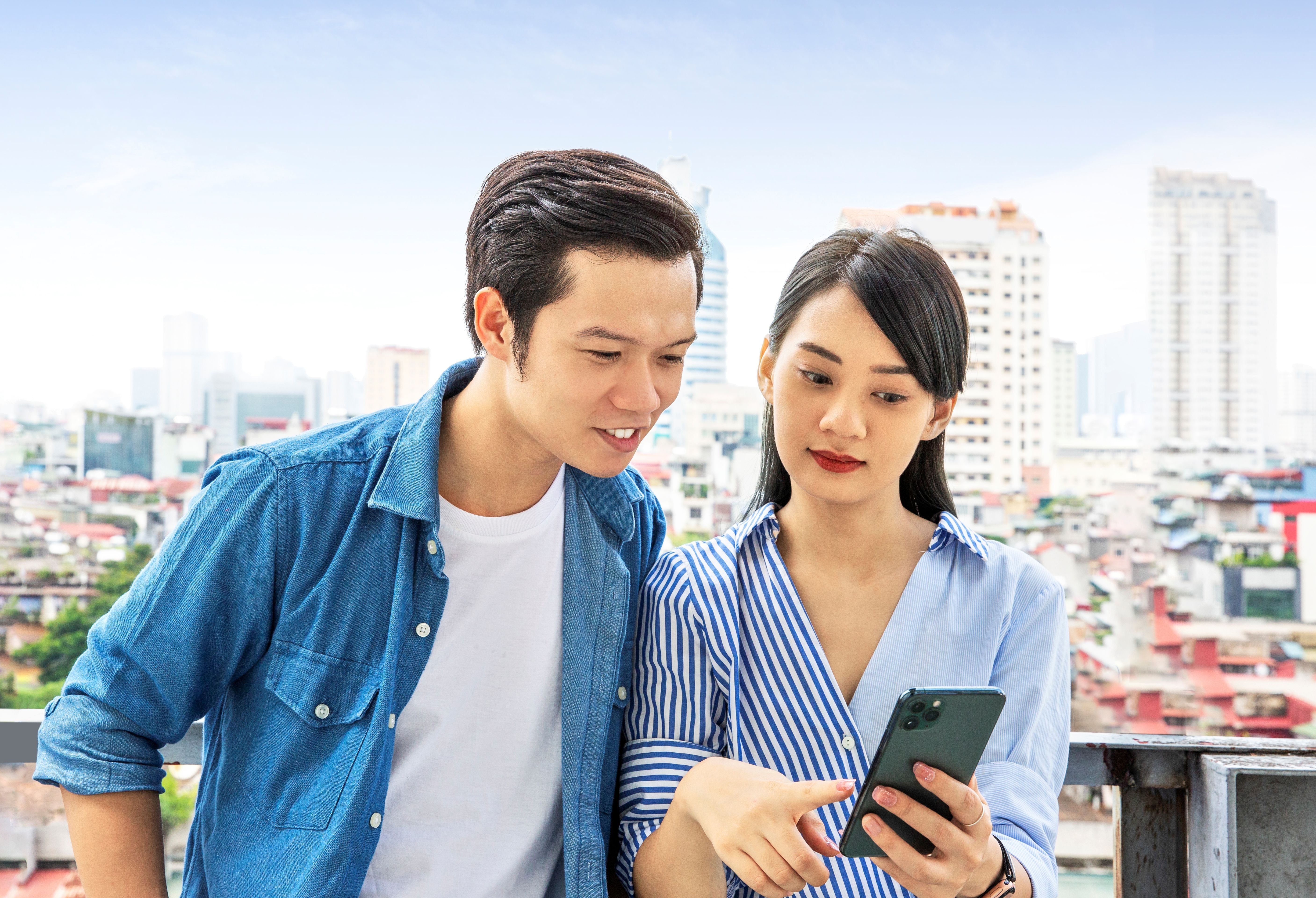 3 meo du lich an toan va tiet kiem trong ky nghi le hinh anh