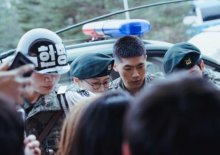 'Cong to vien quan su Do Bae Man' tai hien loat be boi cua sao Han hinh anh