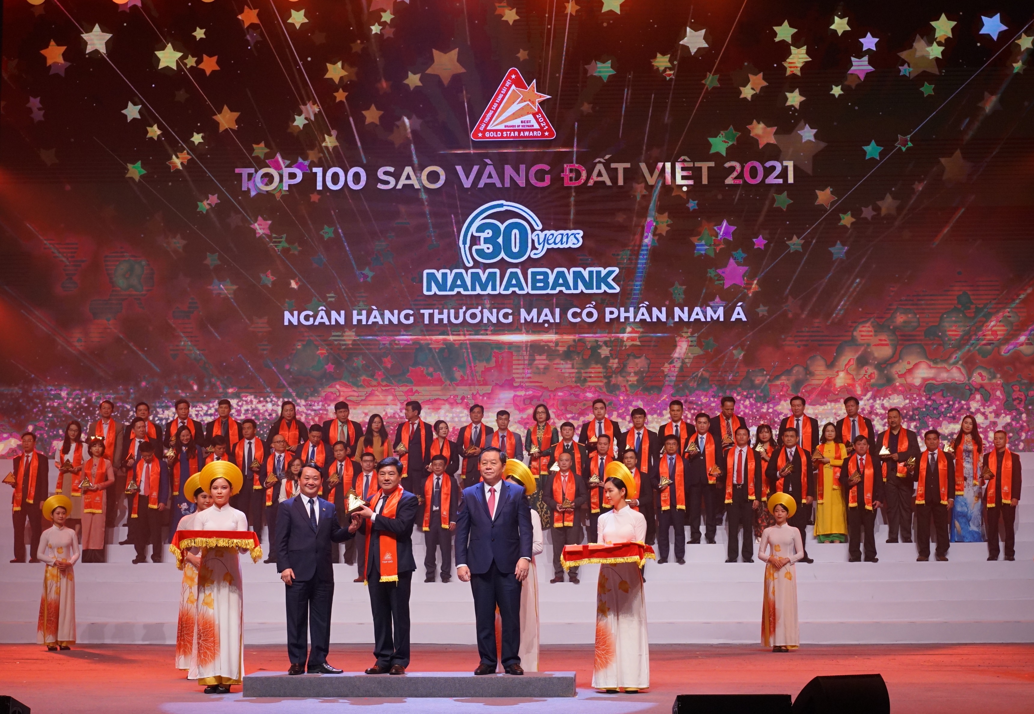 Nam A Bank,  Sao vang dat Viet 2021 anh 1