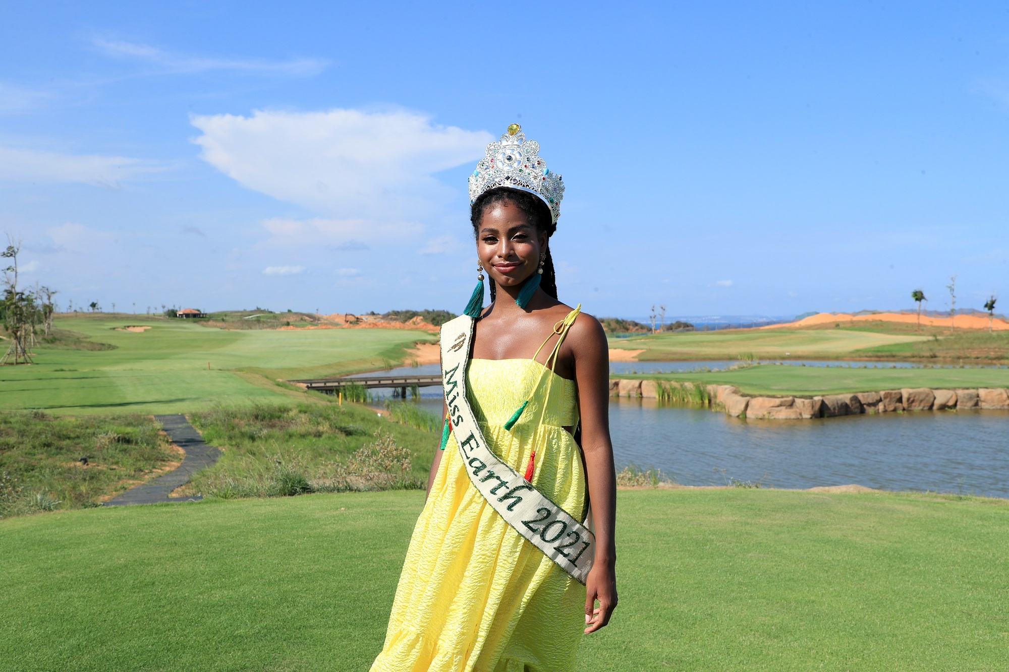 Hoa hau Trai Dat 2021,  NovaWorld Phan Thiet anh 10