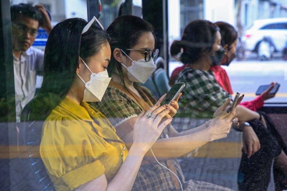 Cu dan Vinhomes Grand Park trai nghiem di lam bang VinBus hinh anh