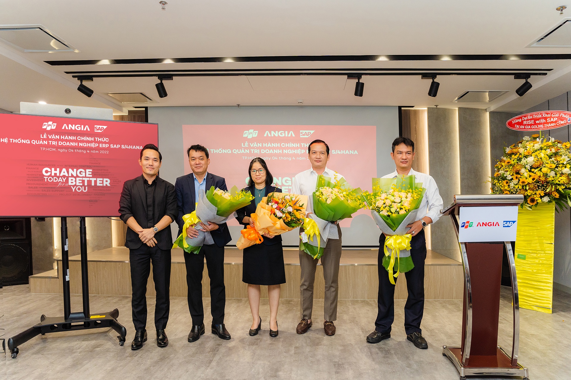 FPT IS,  chuyen doi so anh 1