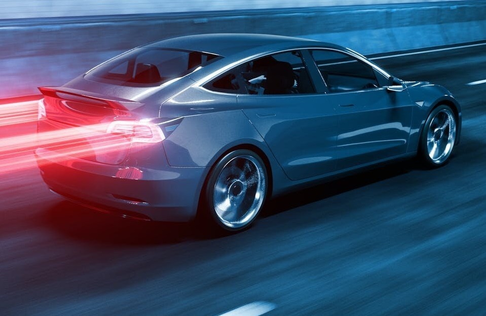 Thi truong xe dien va tham vong cua Huawei hinh anh